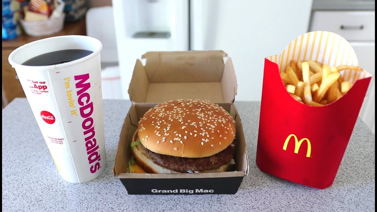 The Fastest Grand Mac Meal Ever Eaten Under 1 Minute The Black Youtube - roblox fat simulator 2 eating 100000 calories